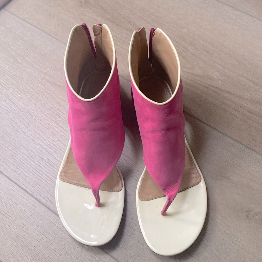 Salvatore Ferragamo Hot pink gladiator sandals